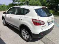 Usata Nissan Qashqai Visia 110 CV (80 kW) 2010 Bianco SUV