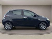 Usata Lancia Ypsilon S 85 CV (62 kW) 2012 Blu met Utilitaria