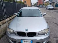 Usata BMW 116 116 CV (85 kW) 2010 Grigio Utilitaria