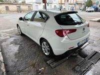 Usata Alfa Romeo Giulietta 170 CV (125 kW) 2011 Bianco Utilitaria