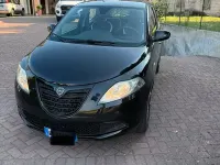 Usata Lancia Ypsilon 85 CV (62 kW) 2015 Nero Utilitaria