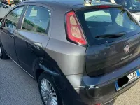 Usata Fiat Punto 77 CV (56 kW) 2010 Utilitaria