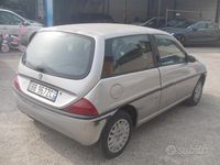 Usata Lancia Ypsilon 60 CV (44 kW) 1999 Grigio Utilitaria