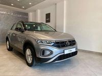 Usata VW T-Roc 150 CV (110 kW) 2024 Argento SUV
