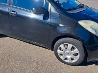 Usata Toyota Yaris 69 CV (50 kW) 2008 Nero Utilitaria