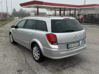 Usata Opel Astra 105 CV (77 kW) 2006 Grigio Station wagon