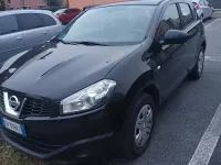 Usata Nissan Qashqai Visia 110 CV (80 kW) 2013 Nero SUV