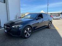 Usata Mercedes 220 Premium 200 CV (147 kW) 2022 Blu cavansite metallizzato ; Station wagon