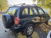 Usata Toyota RAV4 116 CV (85 kW) 2004 Nero SUV
