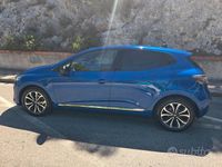 Usata Renault Clio V Techno 91 CV (66 kW) 2024 Blu Berlina