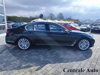 Usata BMW 740 iPerformance 258 CV (189 kW) 2016 Nero Berlina