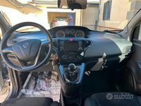 Usata Lancia Ypsilon Silver 69 CV (50 kW) 2012 Grigio Utilitaria