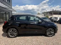 Nuova Fiat 130 Sport 131 CV (96 kW) 2025 Nero SUV