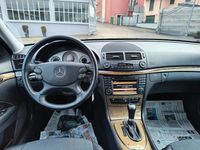 Usata Mercedes E280 231 CV (169 kW) 2008 Nero Station wagon