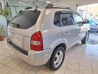 Usata Hyundai Tucson Active 141 CV (103 kW) 2007 Argento SUV