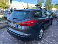 Usata Ford Focus 120 CV (88 kW) 2015 Grigio Station wagon