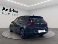 Usata VW Golf VIII Life 110 CV (80 kW) 2023 Grigio Utilitaria