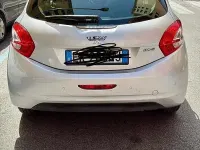 Usata Peugeot 208 68 CV (50 kW) 2013 Grigio Utilitaria