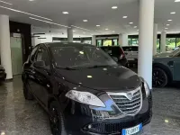 Usata Lancia Ypsilon Platinum 69 CV (50 kW) 2016 Nero Utilitaria