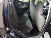 Usata Peugeot 107 68 CV (50 kW) 2009 Nero Utilitaria