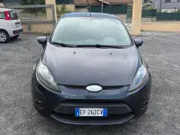 Usata Ford Fiesta 60 CV (44 kW) 2011 Marrone Berlina
