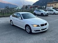 Usata BMW 318 143 CV (105 kW) 2009 Bianco Berlina