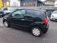 Usata Citroën C2 Exclusive 60 CV (44 kW) 2005 Nero Utilitaria