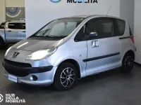 Usata Peugeot 1007 68 CV (50 kW) 2005 Argento Monovolume