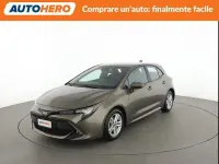 Usata Toyota Corolla Active 122 CV (89 kW) 2022 Oro Berlina