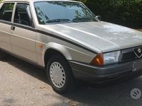 Usata Alfa Romeo 75 1989 Grigio Berlina