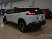 Usata Peugeot 2008 Allure 101 CV (74 kW) 2025 Bianco SUV