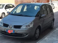 Usata Renault Scénic 130 CV (95 kW) 2008 Marrone Monovolume