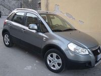 Usata Fiat Sedici 120 CV (88 kW) 2009 Grigio SUV
