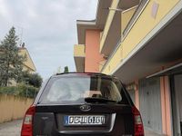 Usata Kia Carens 140 CV (102 kW) 2007 Grigio Monovolume