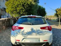 Usata Alfa Romeo Giulietta 150 CV (110 kW) 2015 Bianco Utilitaria