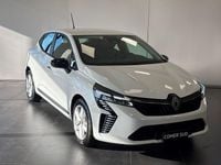 Begagnad Renault Clio V Evolution 143 HK (105 kW) 2025 Vit Halvkombi