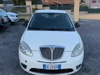 Usado Lancia Ypsilon Silver 69 HP (50 kW) 2012 Branco Citadino