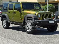 Usata Jeep Wrangler Unlimited Rubicon 177 CV (130 kW) 2007 Grigio SUV