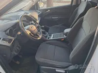 Usata Ford Kuga 120 CV (88 kW) 2019 Bianco SUV