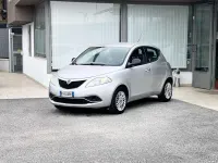 Usata Lancia Ypsilon 69 CV (50 kW) 2017 Grigio Utilitaria