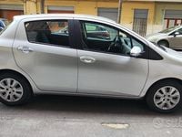 Usata Toyota Yaris 2016 Grigio Berlina