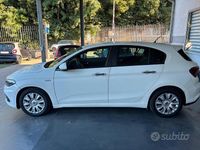 Usata Fiat Tipo Easy 120 CV (88 kW) 2018 Bianco Station wagon