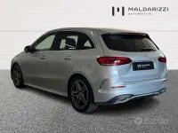 Usata Mercedes B180 Premium 116 CV (85 kW) 2019 Grigio Utilitaria