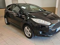 Usata Ford Fiesta Titanium 75 CV (55 kW) 2013 Nero Utilitaria