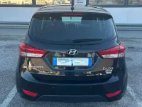 Usata Hyundai ix20 Comfort 77 CV (56 kW) 2011 Nero Utilitaria