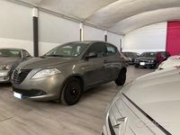 Usata Lancia Ypsilon Platinum 69 CV (50 kW) 2015 Marrone Utilitaria