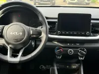 Usata Kia Stonic Style 83 CV (61 kW) 2023 Bianco SUV