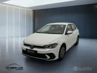 Usata VW Polo Life 95 CV (69 kW) 2023 Bianco Utilitaria