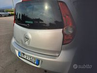 Usata Opel Agila 65 CV (47 kW) 2011 Grigio Utilitaria