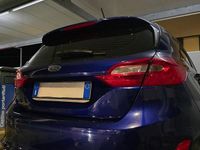 Usata Ford Fiesta 85 CV (62 kW) 2017 Blu Utilitaria